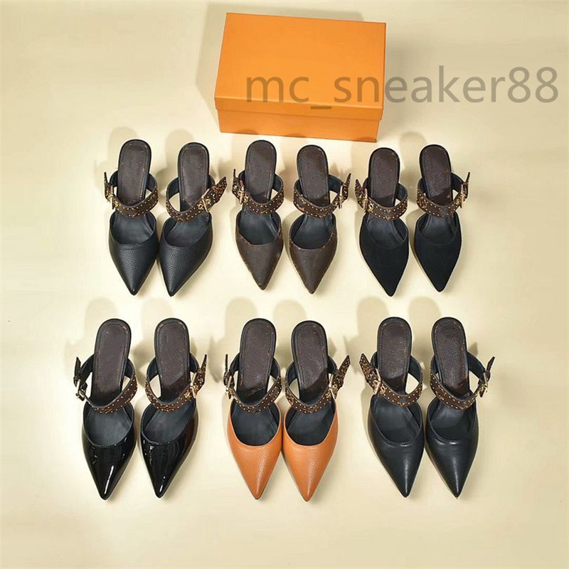 2021 Designer women mules sandals vintage pointed toe half-drag printing high heel Casual luxury shoes with box size 35-41, Ssandals
2021 Designer women mules sandals vintage pointed toe half-drag printing high heel Casual luxury shoes with box size 35-41, Ssandals