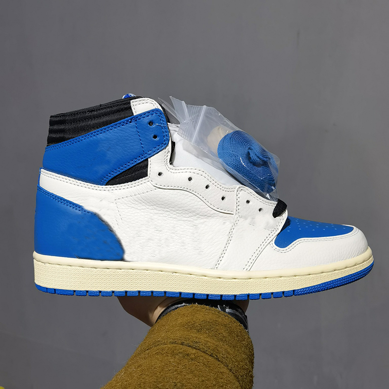 with Box 2021 Mens Basketball Shoes Sneakers 1S White Blue for Men Sports Shoe Size US7-13
with Box 2021 Mens Basketball Shoes Sneakers 1S White Blue for Men Sports Shoe Size US7-13