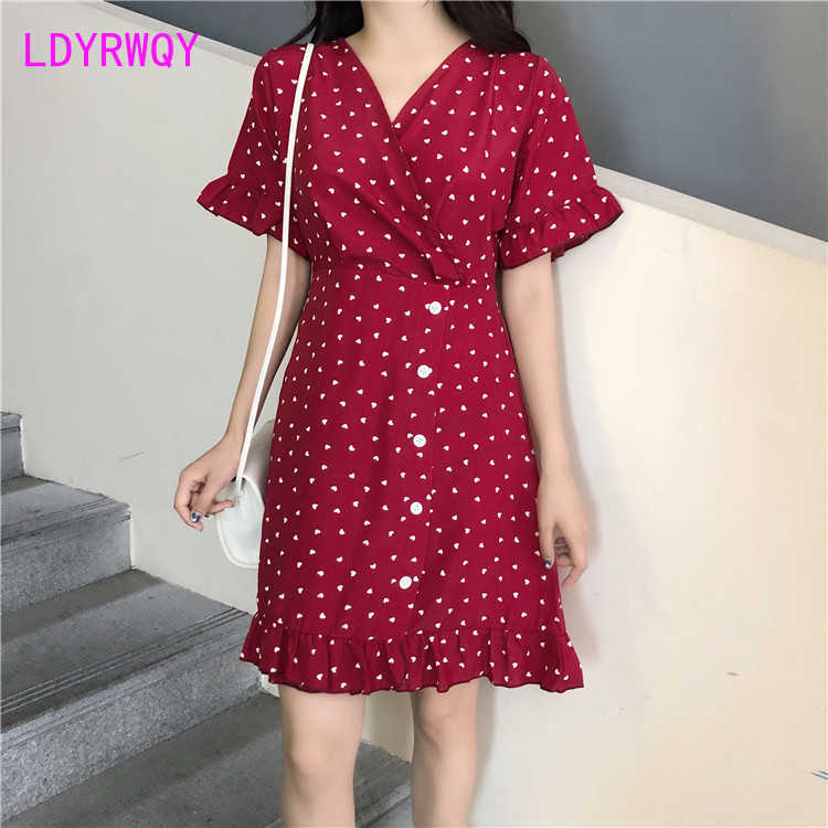 pink wave dot chiffon dress female summer v-neck Knee-Length Office Lady Chiffon Dot Button Short 210603, Red
pink wave dot chiffon dress female summer v-neck Knee-Length Office Lady Chiffon Dot Button Short 210603, Red