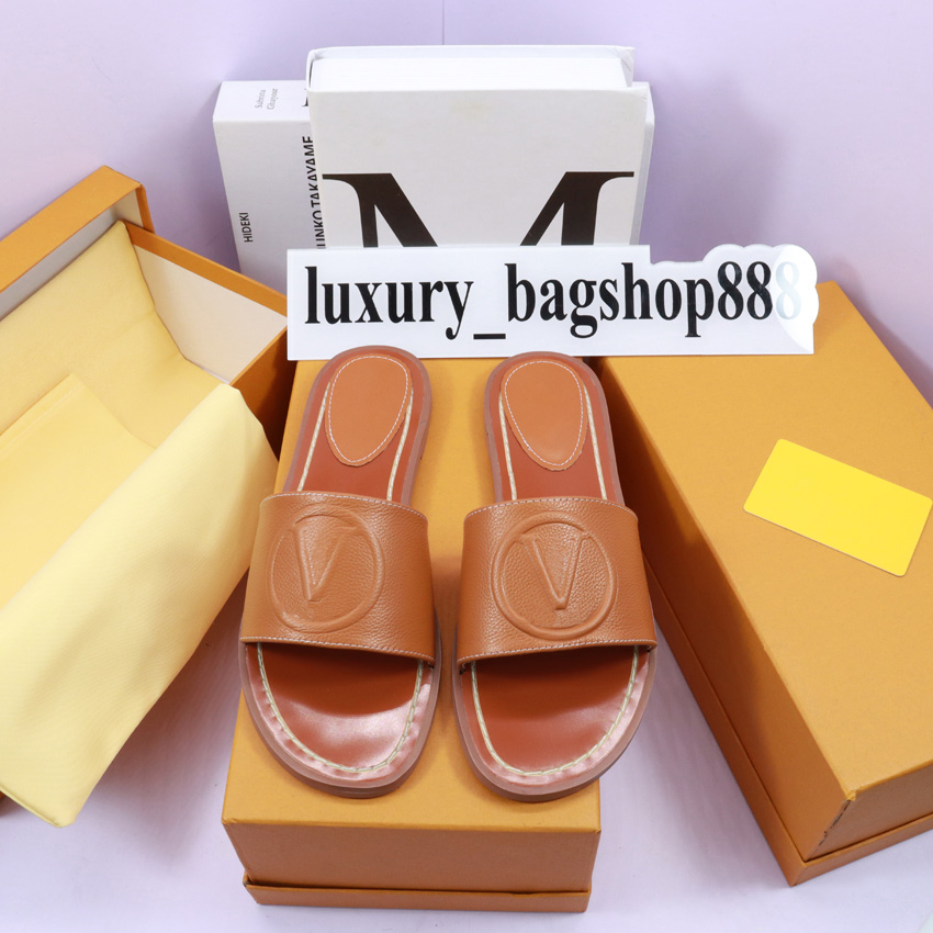 HOT MULE WATERFRONT Men Women Slide Sandals Designer Shoes Luxury Slide Summer Fashion Wide Flat Slippery Thick Sandals Slipper Flip Flops 2123, # box
HOT MULE WATERFRONT Men Women Slide Sandals Designer Shoes Luxury Slide Summer Fashion Wide Flat Slippery Thick Sandals Slipper Flip Flops 2123, # box