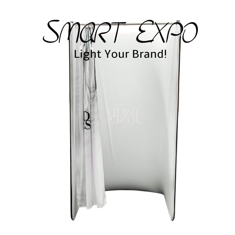 120*120cm Stretch-Lite Portable Change Room Retail Supplies with Tension Fabric Printing and Easy Carry Bag