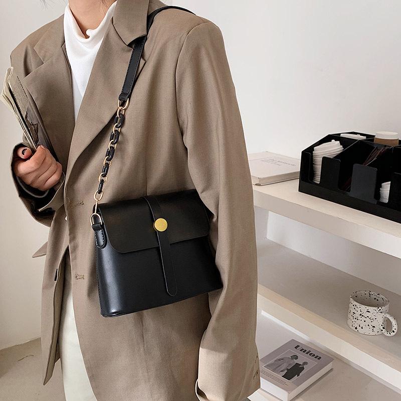 Small Bucket Bag Women 2021 Broadband Simple One-shoulder Slant Women's Chain Belt Shoulder Bags, Black
Small Bucket Bag Women 2021 Broadband Simple One-shoulder Slant Women's Chain Belt Shoulder Bags, Black