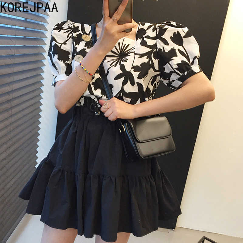 Korejpaa Women Sets Summer Korean Chic Retro Ink Print Square Neck Button Puff Sleeve Shirt High Waist A-Line Pleated Skirt 210526
Korejpaa Women Sets Summer Korean Chic Retro Ink Print Square Neck Button Puff Sleeve Shirt High Waist A-Line Pleated Skirt 210526