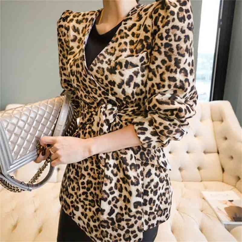 ZAWFL Autumn Vintage Leopard Jacket Casual Female Coat Winter Tops For Woman Clothes Elegant Outwear 210603, Picture color
ZAWFL Autumn Vintage Leopard Jacket Casual Female Coat Winter Tops For Woman Clothes Elegant Outwear 210603, Picture color
