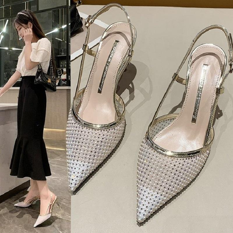 Sandals Sweet And Elegant Rhinestone Pointed Toe Baotou Ladies Summer Fashion Sexy One Word Buckle Stiletto High Heels., Gold
Sandals Sweet And Elegant Rhinestone Pointed Toe Baotou Ladies Summer Fashion Sexy One Word Buckle Stiletto High Heels., Gold