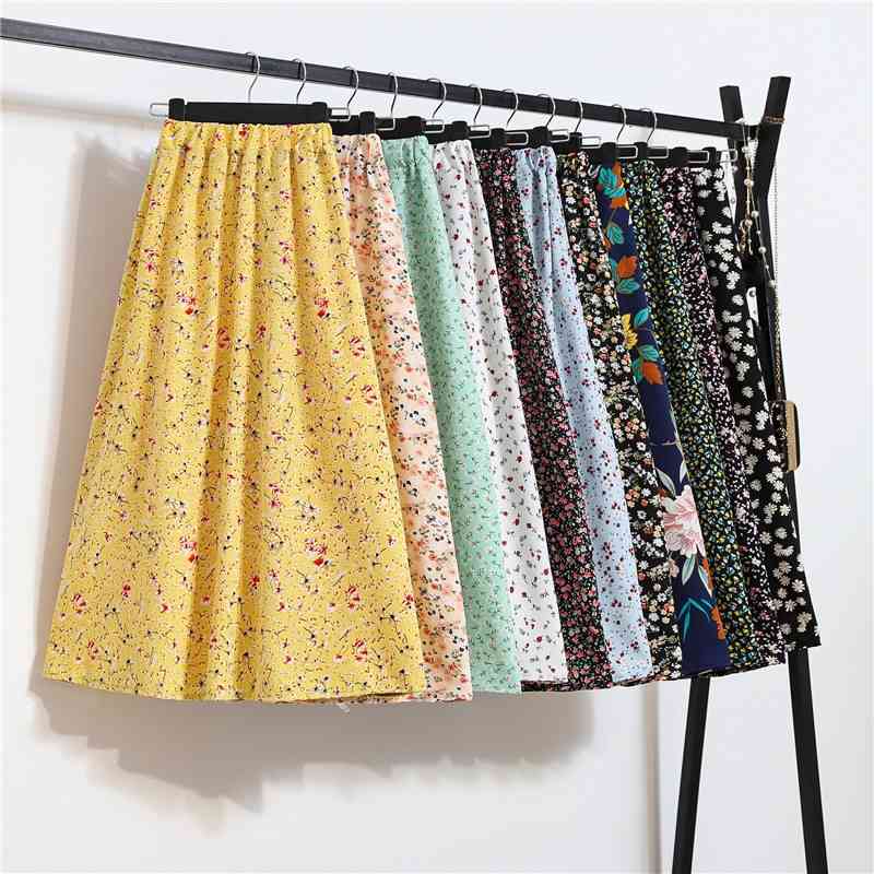 Summer High Waist Chiffon Skirts Women Casual Korean Style Floral Print A-Line Vintage Swing Beach Mid Length Female 210526
Summer High Waist Chiffon Skirts Women Casual Korean Style Floral Print A-Line Vintage Swing Beach Mid Length Female 210526