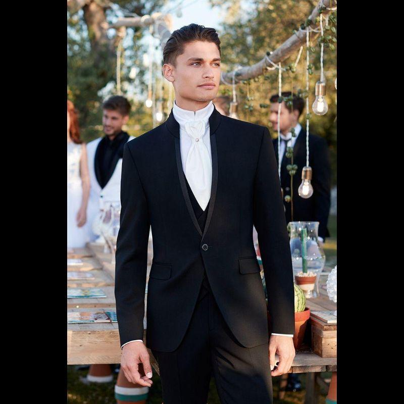 Men's Suits & Blazers 2022 Latest Stand Collar Design Black Custom Made One Button Casual Wear Blazer 3 Pieces Skinny (Jacket+Vest+Pants), As picture
Men's Suits & Blazers 2022 Latest Stand Collar Design Black Custom Made One Button Casual Wear Blazer 3 Pieces Skinny (Jacket+Vest+Pants), As picture