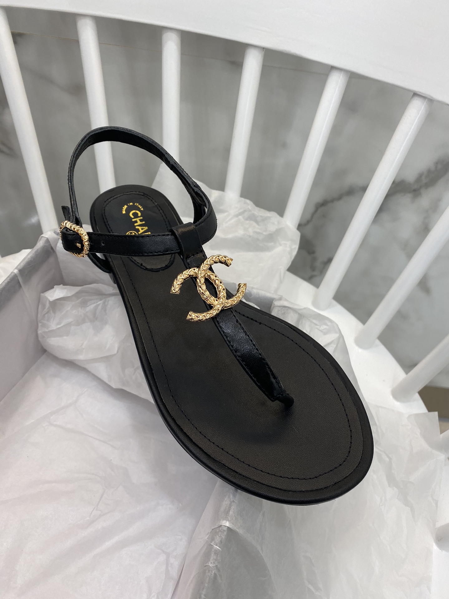 2021 Paris Ladies Luxury Designer Sandals Shoes Fashion Summer Women's Beach Women's Beach Shoes Loafers Original Box Packaging 09, Black
2021 Paris Ladies Luxury Designer Sandals Shoes Fashion Summer Women's Beach Women's Beach Shoes Loafers Original Box Packaging 09, Black