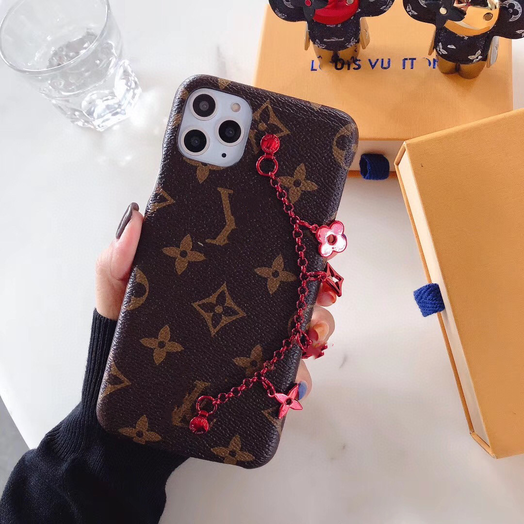 Top brand classic chain Designer cellphone cases For iPhone 12 promax 12pro 11 XS Max XR X 8 Plus perfect cover
Top brand classic chain Designer cellphone cases For iPhone 12 promax 12pro 11 XS Max XR X 8 Plus perfect cover
