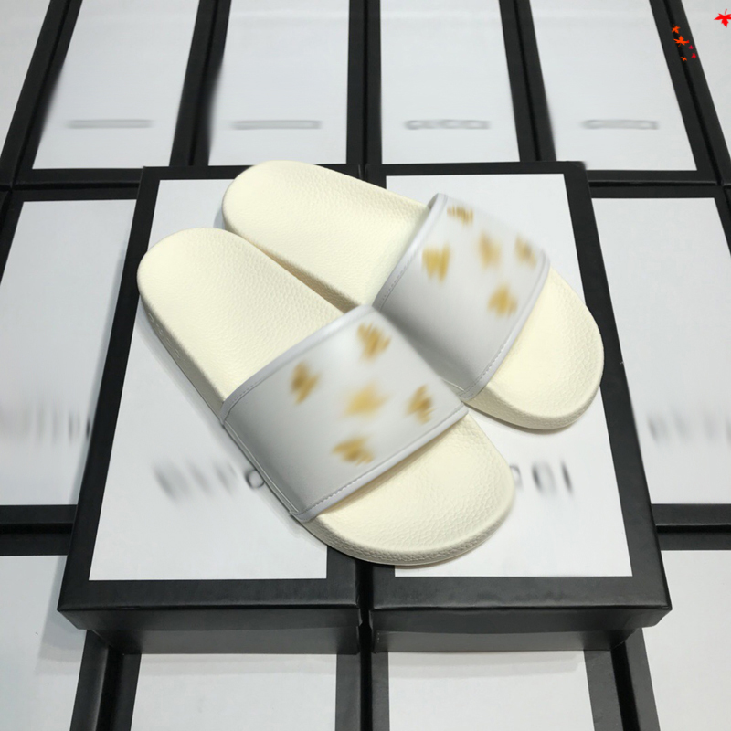 2021 Slipper Designer Slide Summer sandals Fashion Men Beach Indoor Flat Flip Flops Leather luxurys Shoes mens Slippers with box Size 39-45 -H197, White
2021 Slipper Designer Slide Summer sandals Fashion Men Beach Indoor Flat Flip Flops Leather luxurys Shoes mens Slippers with box Size 39-45 -H197, White