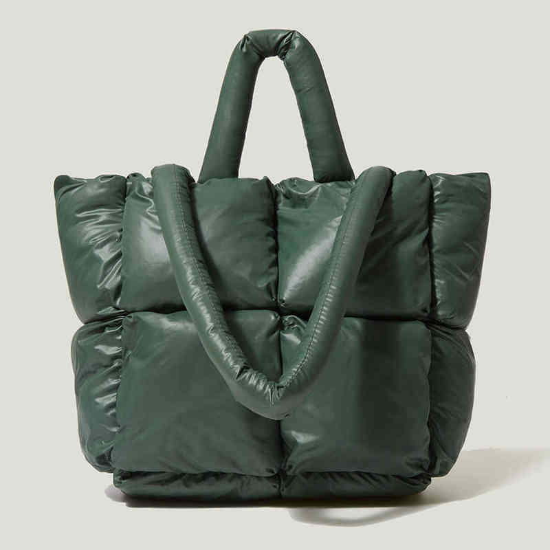 Fashion Large Tote Padded Handbags Designer Quilted Women Shoulder Bags Luxury Nylon Down Cotton Crossbody Bag Winter Purse 2021 H1215, Black
Fashion Large Tote Padded Handbags Designer Quilted Women Shoulder Bags Luxury Nylon Down Cotton Crossbody Bag Winter Purse 2021 H1215, Black