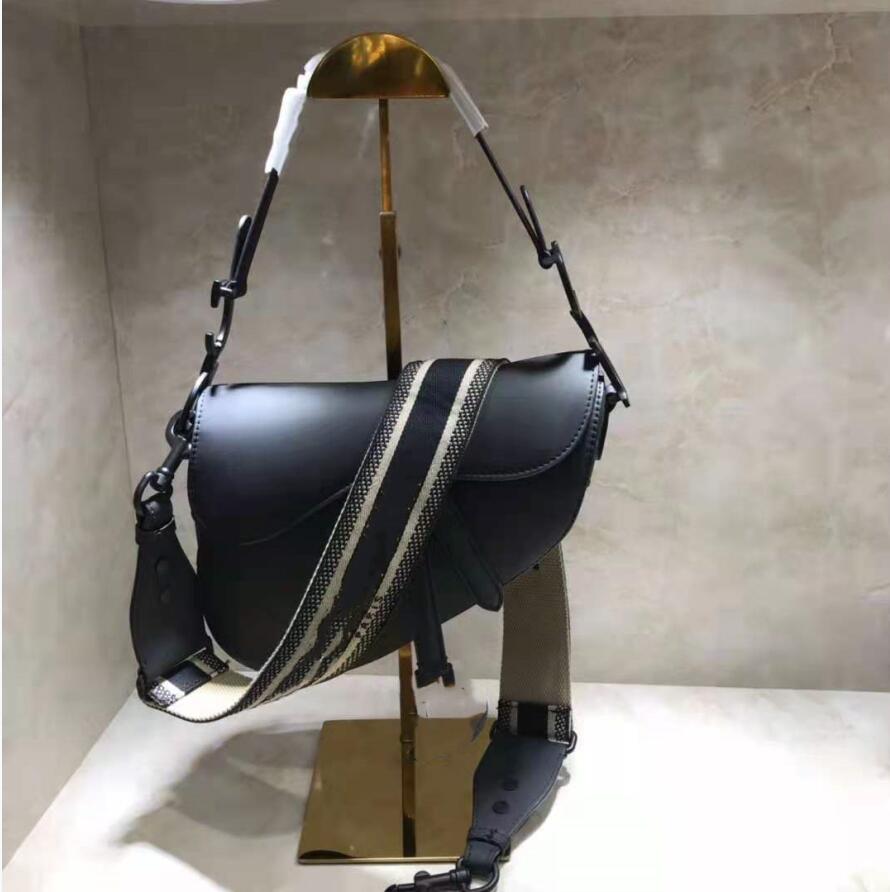 Designers Luxurys Bags Classical Handbags Women Luxurys Designers mm Shoulder Handbag Crossbody Bags Clutch Tote Lady Bags