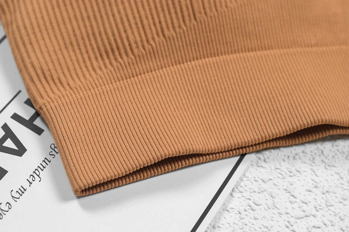 Seamless Yoga Sets Women 2 Piece Set Workout Clothes Biker Shorts Active Wear Sport 210821