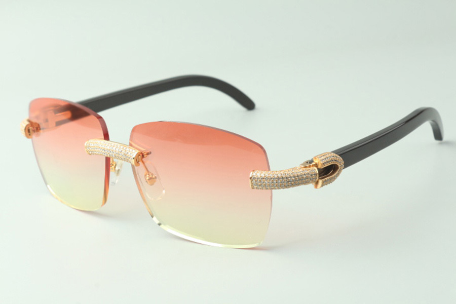 Exquisite classic micro-paved diamond sunglasses 3524025, natural black buffalo horn temples glasses, size: 18-140 mm
Exquisite classic micro-paved diamond sunglasses 3524025, natural black buffalo horn temples glasses, size: 18-140 mm