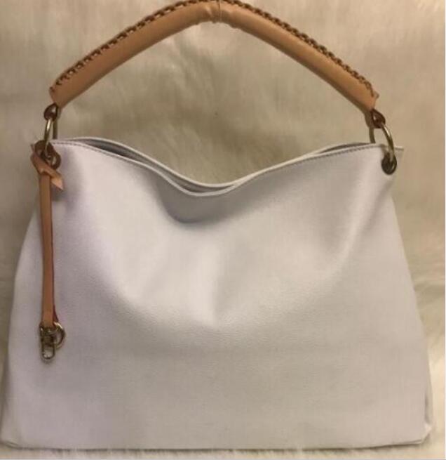2022 High Quality Womens Handbag Purse Wallet Letter Crossbody Bag Leather Bags With Wide Shoulder Strap Bag 2021 new Chains, Black
2022 High Quality Womens Handbag Purse Wallet Letter Crossbody Bag Leather Bags With Wide Shoulder Strap Bag 2021 new Chains, Black