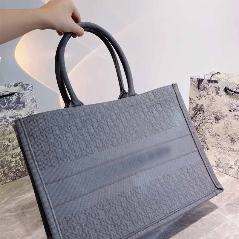 Fashion Famous Women Handbag Messenger Bag Shoulder Crossbody Girl High Capacity Portable Mother Package Bags, Others
Fashion Famous Women Handbag Messenger Bag Shoulder Crossbody Girl High Capacity Portable Mother Package Bags, Others