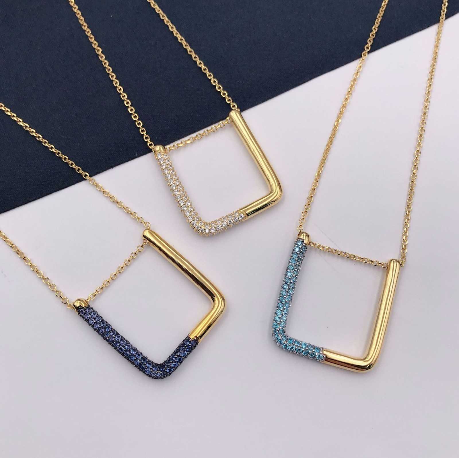 Women Gold Color Chain Square Adjust Necklace Colorful Zr Stone Geometric Bijoux Collares Mujer Collier Femme Zk30 X0707
Women Gold Color Chain Square Adjust Necklace Colorful Zr Stone Geometric Bijoux Collares Mujer Collier Femme Zk30 X0707