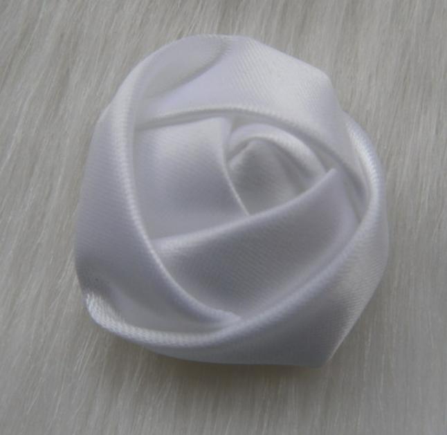 2022 new 28 Colors Mini Satin Ribbon Rose Flower Hair Accessories For Girls Kids Children Handmade Rolled Fabric Flowers For Hair Clip Or