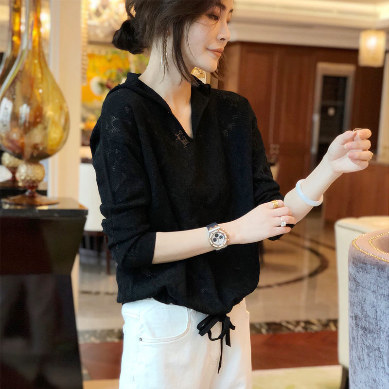 Neploe Summer Loose Blouses Women Chic Hollow Out Lace Jacquard Sunscreen Clothes Shirts Korean Casual Long Sleeve Hooded Tops 210422