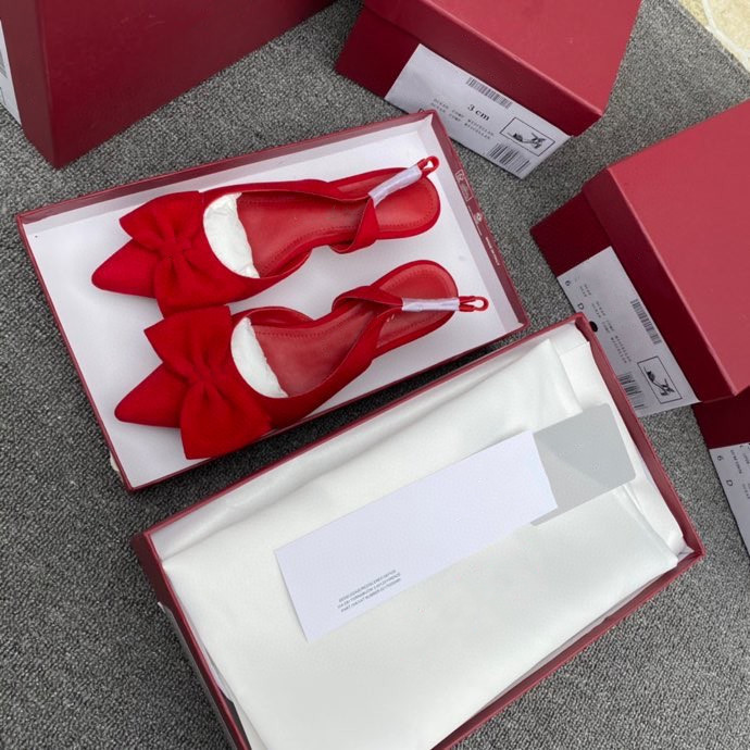 Prad Women Coffee Sheepskin Nude Patent Leather Poined Toe Women Pumps Fashion Red Bottom High Heels Shoes for Women Wedding shoes, Choose the color
Prad Women Coffee Sheepskin Nude Patent Leather Poined Toe Women Pumps Fashion Red Bottom High Heels Shoes for Women Wedding shoes, Choose the color