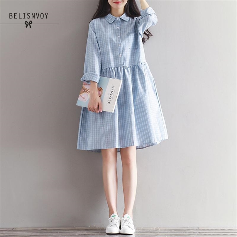Mori Girl Spring Autumn Dresses Women Blue Plaid Vintage Vestidos Turn-Down Collar Cotton Linen Long Sleeve Casual Loose Dress 210520
Mori Girl Spring Autumn Dresses Women Blue Plaid Vintage Vestidos Turn-Down Collar Cotton Linen Long Sleeve Casual Loose Dress 210520