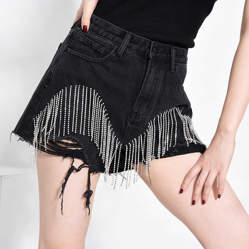 IEQJ Fashion Denim Jeans Women Hole Tassel Bright Diamond Chain Light Blue Streetwear High Waist Slim Short Pant AE323 210714