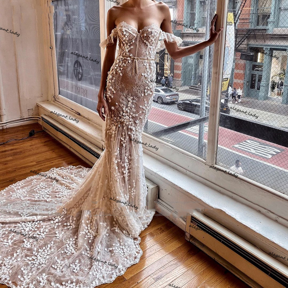 Off Shoulder Mermaid Wedding Dresses 2021 Princess 3D Floral Lace Champagne Nude Lining Trumpet Garden Country Bridal Dress
