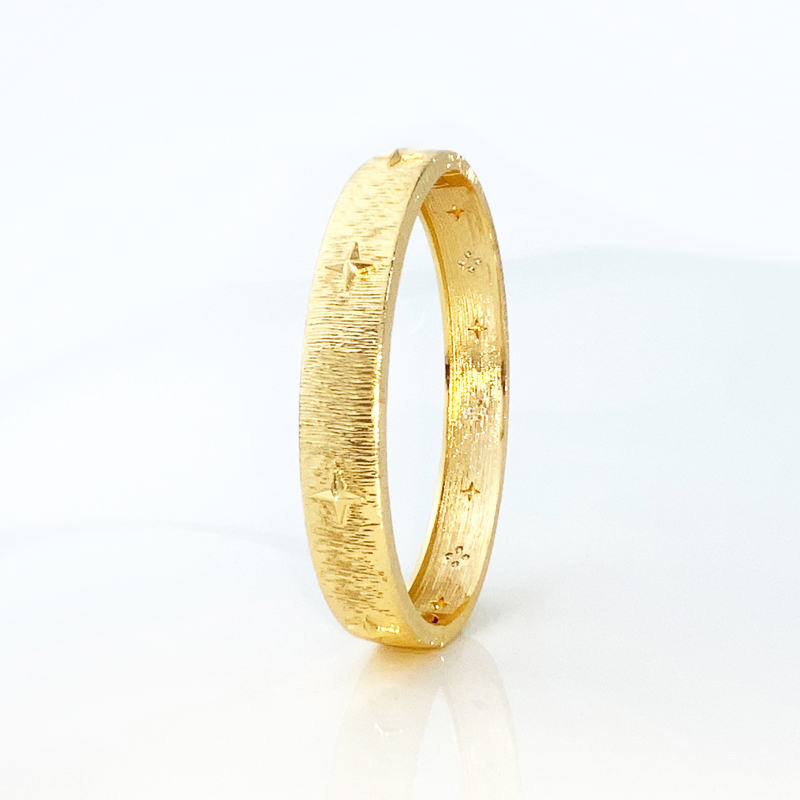 Classic Design Bridal Wedding Bangle Woman Copper Zircon Flower Stars Love Gold Bracelet For Women Personalized Fashion Charm Lucky Jewelry Wholesale
Classic Design Bridal Wedding Bangle Woman Copper Zircon Flower Stars Love Gold Bracelet For Women Personalized Fashion Charm Lucky Jewelry Wholesale