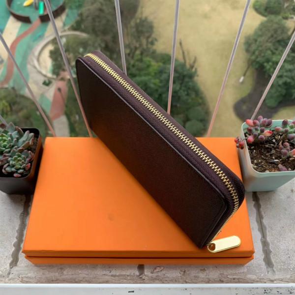 Luxury brand Zipper Long Wallet travel Women's clutch purse genuine Leather money card passport credit holder clip M60002, Red;black
Luxury brand Zipper Long Wallet travel Women's clutch purse genuine Leather money card passport credit holder clip M60002, Red;black