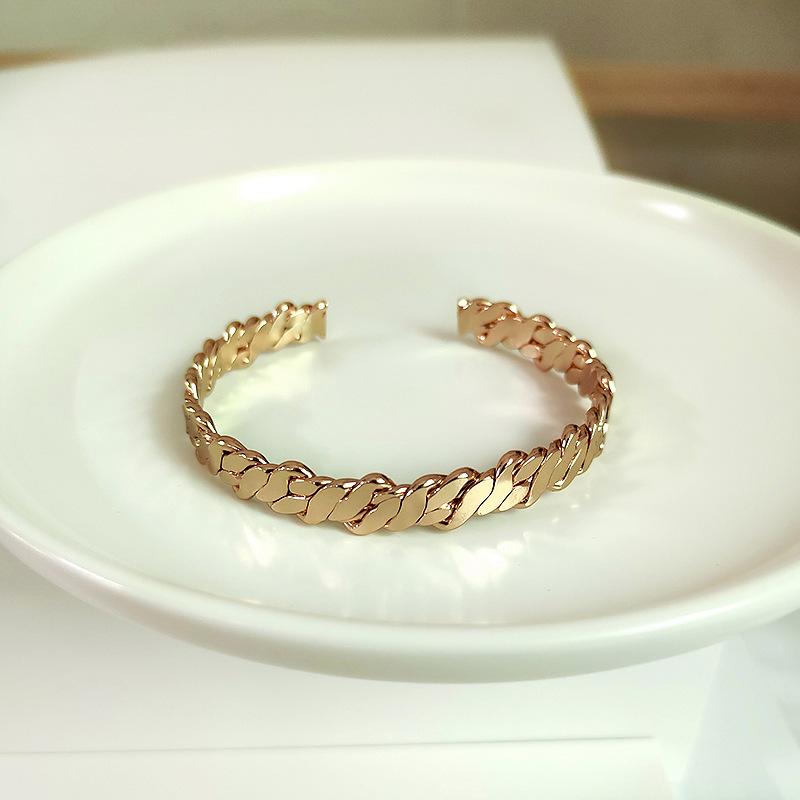 Bangle Thick Twisted Irregular Bangles Wide Geometric For Women Vintage Gold Color Adjustable Jewelry 2021 Trendy
Bangle Thick Twisted Irregular Bangles Wide Geometric For Women Vintage Gold Color Adjustable Jewelry 2021 Trendy