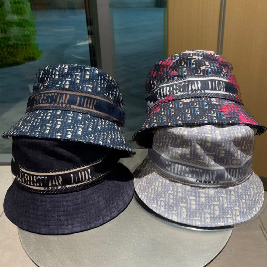 2021 styles Summer Bucket Hat Wide Brim Hats Letters Cap Cartoon Print Women Men Fashion Classic Charm Sun Prevent Hats Nylon Autumn Spring Fisherman Cap Sunhat