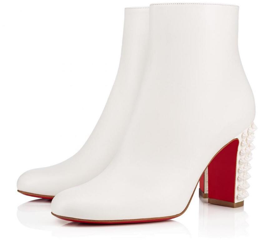 Perfect Brands Women's Red Bottom Ankle Boots Fashion Suzi Folk Bottes Black Calfskin Leather Lady Booties Party Wedding Dress EU35-43
Perfect Brands Women's Red Bottom Ankle Boots Fashion Suzi Folk Bottes Black Calfskin Leather Lady Booties Party Wedding Dress EU35-43