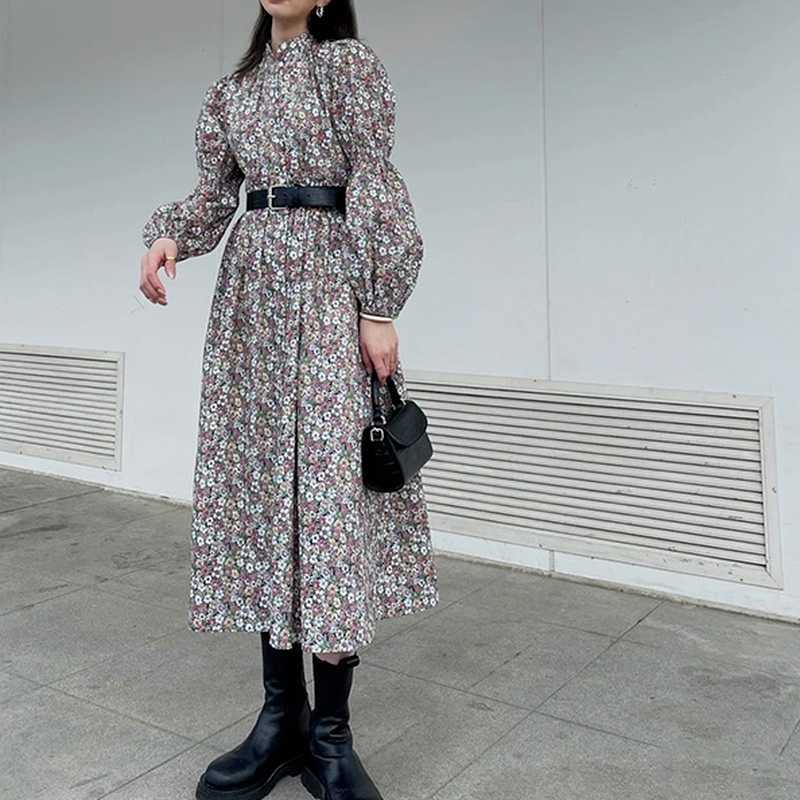 Japan Style Slim Waist Dresses Stand Neck Chic Floral Print Design Woman Dress Elegant Temperament Single Breasted Vestidos 210525, Yellow
Japan Style Slim Waist Dresses Stand Neck Chic Floral Print Design Woman Dress Elegant Temperament Single Breasted Vestidos 210525, Yellow