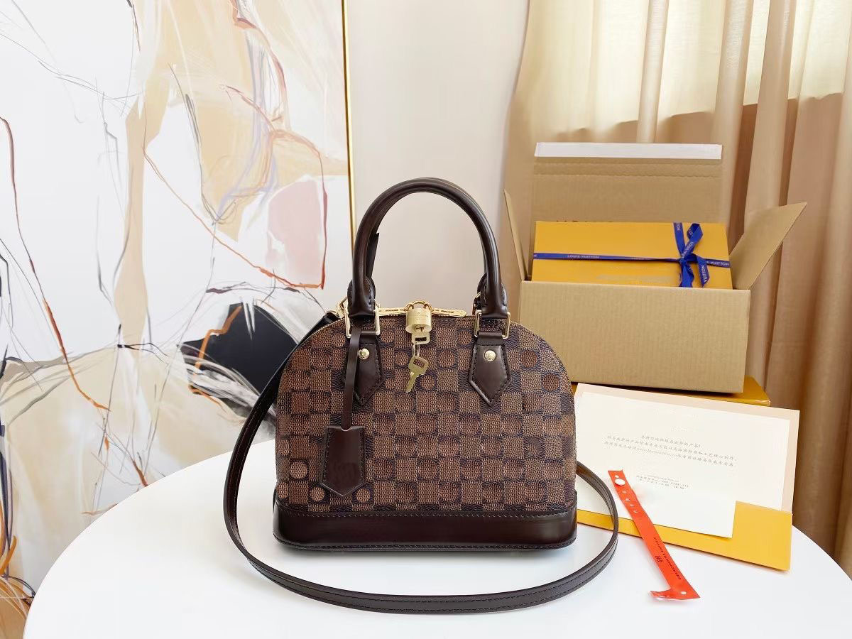Bag luxurys designers bags Handbags Genuine Leather Women Messenger Handbag Purse Tote Brand Shoulder Crossbody, No buy
Bag luxurys designers bags Handbags Genuine Leather Women Messenger Handbag Purse Tote Brand Shoulder Crossbody, No buy
