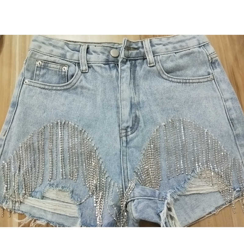 IEQJ Fashion Denim Jeans Women Hole Tassel Bright Diamond Chain Light Blue Streetwear High Waist Slim Short Pant AE323 210714