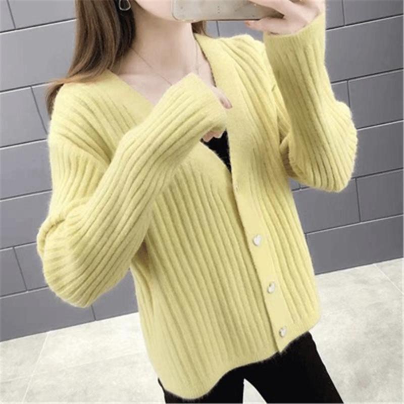 Women's Knits & Tees Solid Knitted Cardigan Sweater Women 2022 V Neck Korean Style Fashion Clothing Autumn Long Sleeve Coats Pink Sweaters Z, White
Women's Knits & Tees Solid Knitted Cardigan Sweater Women 2022 V Neck Korean Style Fashion Clothing Autumn Long Sleeve Coats Pink Sweaters Z, White
