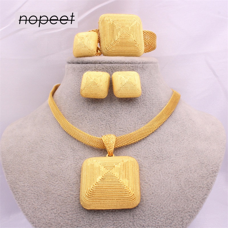 Dubai gold 24K Jewelry sets for women African bridal Wedding gifts party Necklace square earrings ring bracelet jewellery set 1008 T2, Golden
Dubai gold 24K Jewelry sets for women African bridal Wedding gifts party Necklace square earrings ring bracelet jewellery set 1008 T2, Golden