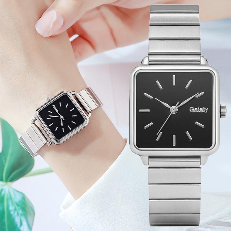 Wristwatches Fashion Watch Women Simple Square Ladies Bracelet Wrist Watches Luxury Dress Female Quartz Wristwatch, Red
Wristwatches Fashion Watch Women Simple Square Ladies Bracelet Wrist Watches Luxury Dress Female Quartz Wristwatch, Red