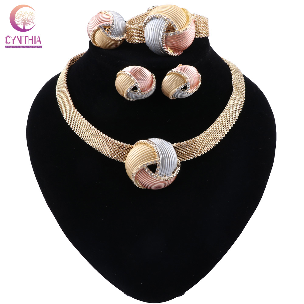 CYNTHIA Nigerian Women Wedding Jewelry Sets Dubai Gold color Jewelry Sets African Women Necklace Earrings Bracelet Jewellery
CYNTHIA Nigerian Women Wedding Jewelry Sets Dubai Gold color Jewelry Sets African Women Necklace Earrings Bracelet Jewellery