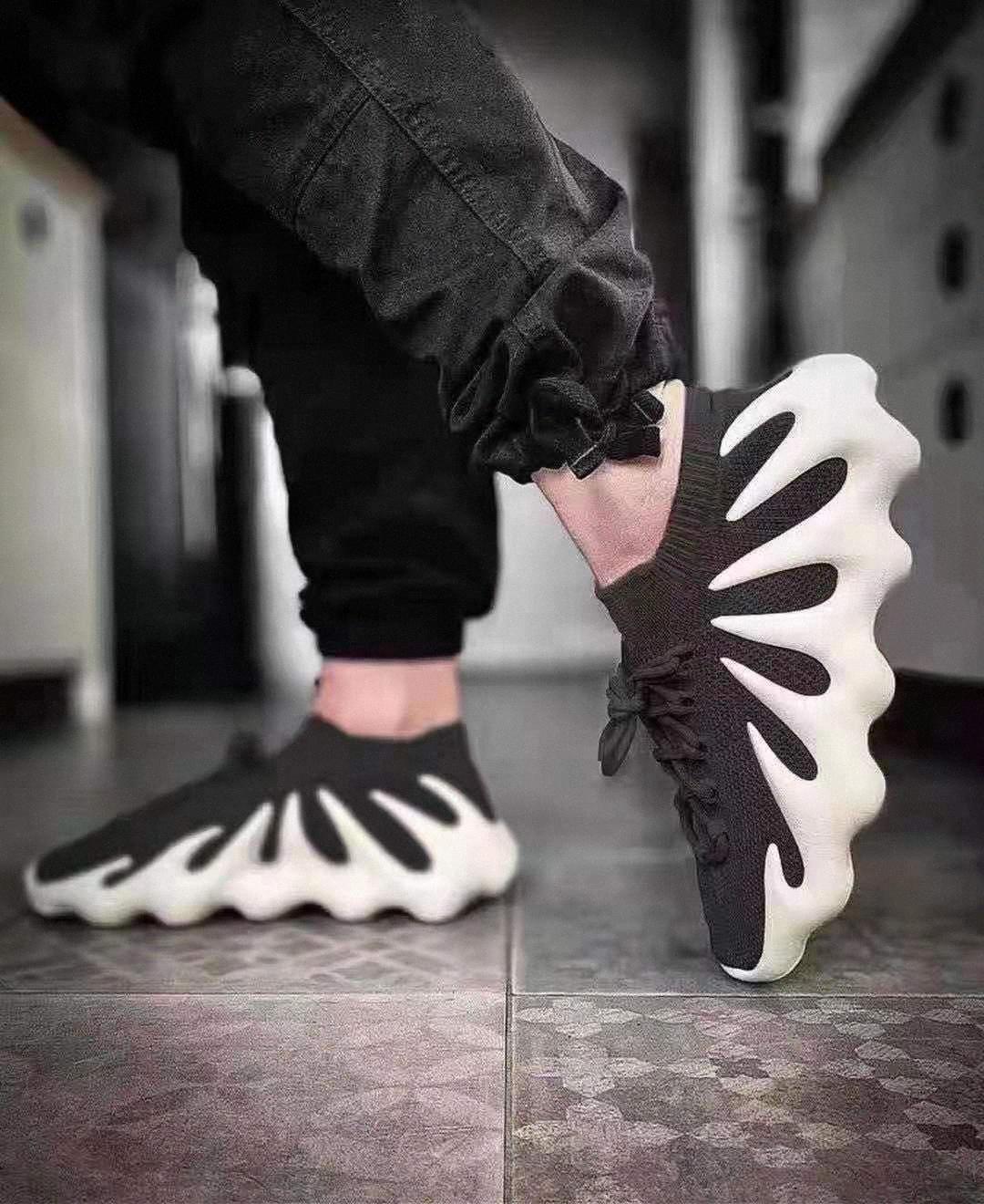 Sale 450 Cloud White Cream Black Kanye Running Shoes Mens Women V2 Israfil Men Asriel Static Reflective Sneakers With Box Size 36-45, 02
Sale 450 Cloud White Cream Black Kanye Running Shoes Mens Women V2 Israfil Men Asriel Static Reflective Sneakers With Box Size 36-45, 02