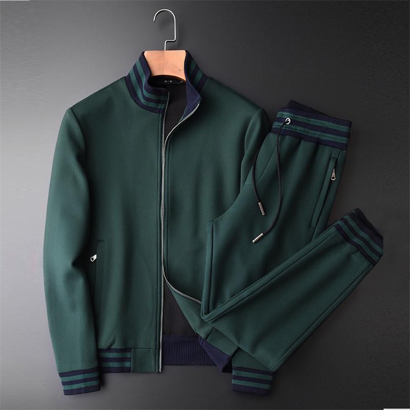 Men's Tracksuits 2021 Fashion Padded And Velvet Stand Collar Jacket Suit Green Autumn Winter, Picture color
Men's Tracksuits 2021 Fashion Padded And Velvet Stand Collar Jacket Suit Green Autumn Winter, Picture color