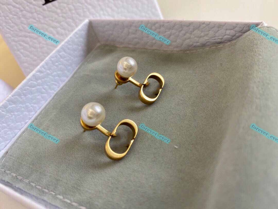 Designer top quality party jewelry gift stainless steel hip hop double stud earring pearl earrings for women wedding rings wholesale, Red;brown
Designer top quality party jewelry gift stainless steel hip hop double stud earring pearl earrings for women wedding rings wholesale, Red;brown