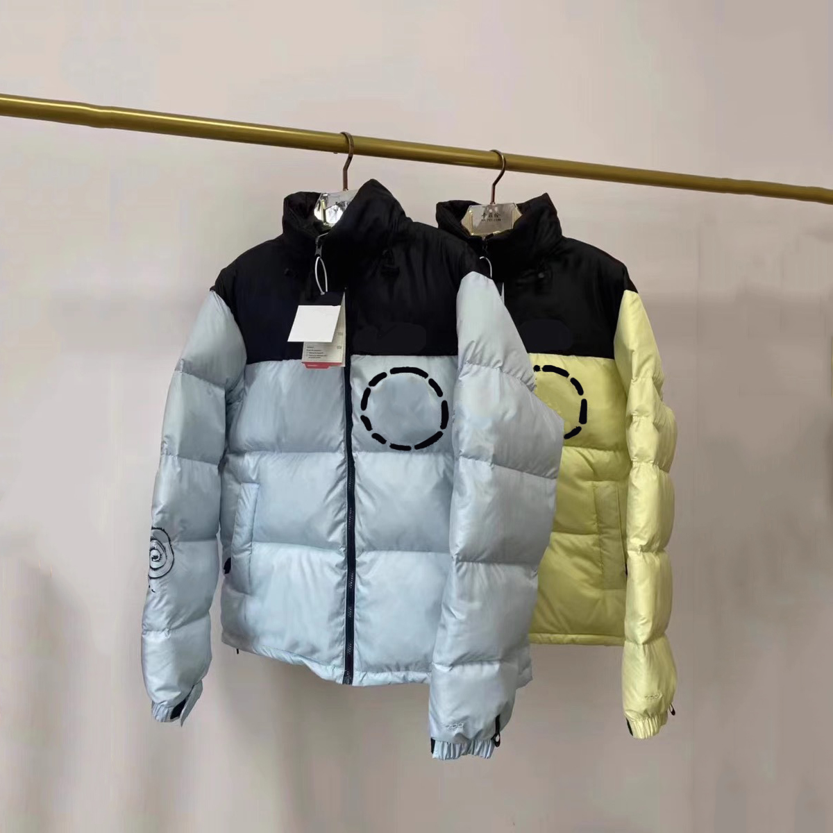 Men's TNF Down Coats Women's Winter Parkas Fashion Warm Face Coat Couple Style Casual Jacket Letter Print DownParkas High Quality, Price different 
Men's TNF Down Coats Women's Winter Parkas Fashion Warm Face Coat Couple Style Casual Jacket Letter Print DownParkas High Quality, Price different