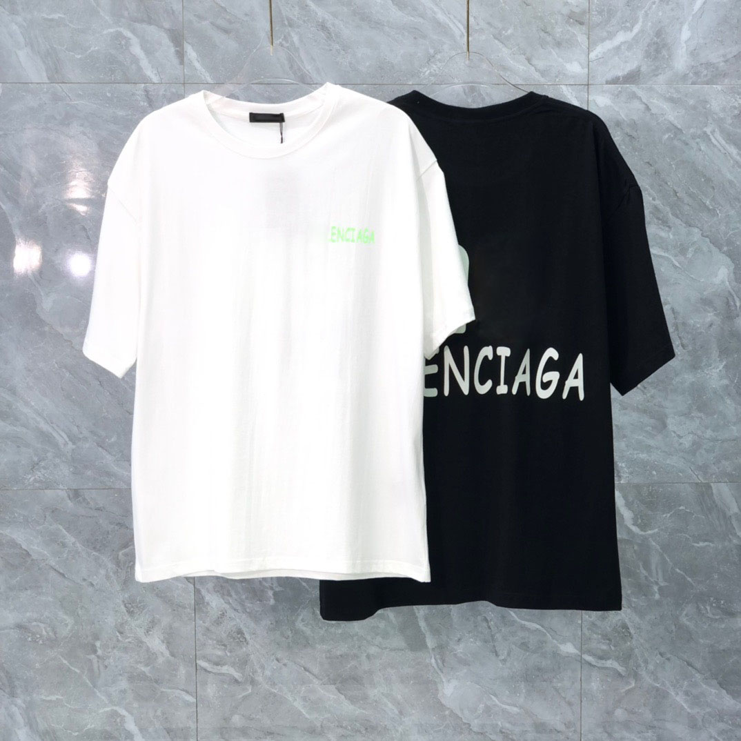 22SS Designer Letter Printed T Shirts Tee Fashion Sweatshirt High Street Short Sleeve Summer Casual T-Shirt Breathable Men Women Crew Neck Tees Dresses for Women 3-251, Black
22SS Designer Letter Printed T Shirts Tee Fashion Sweatshirt High Street Short Sleeve Summer Casual T-Shirt Breathable Men Women Crew Neck Tees Dresses for Women 3-251, Black