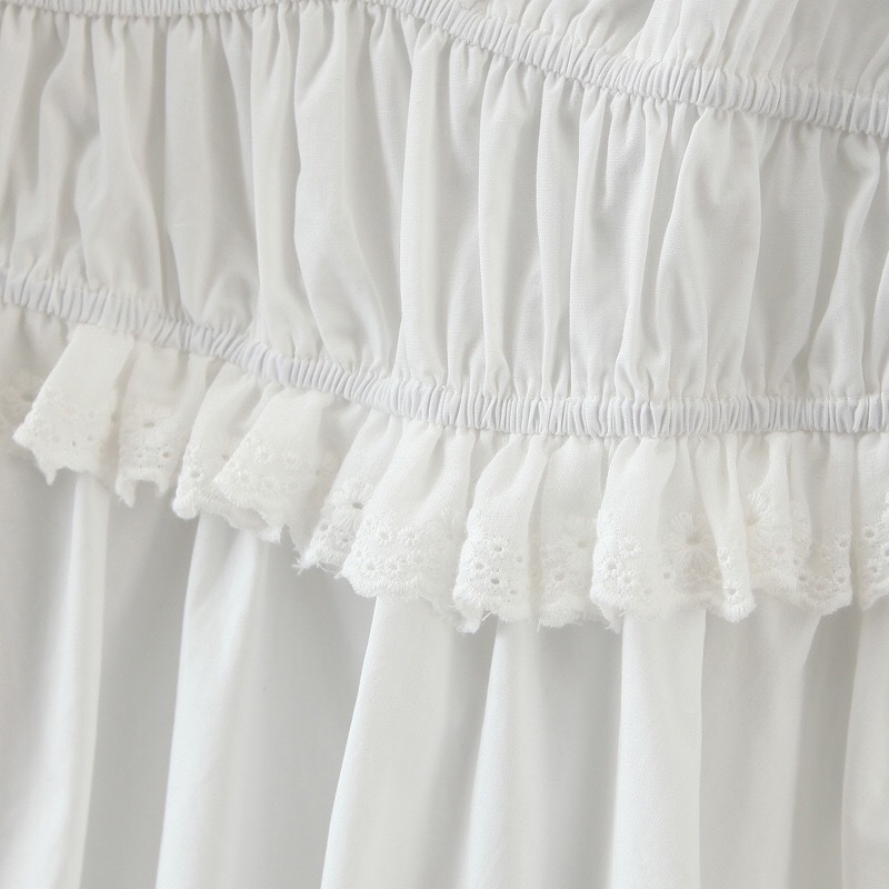 Retro Hollow Out Embroidery wood ears Square Collar Short Dress White Puff Sleeve Women Elastic Ruched Holiday Dresses 210429