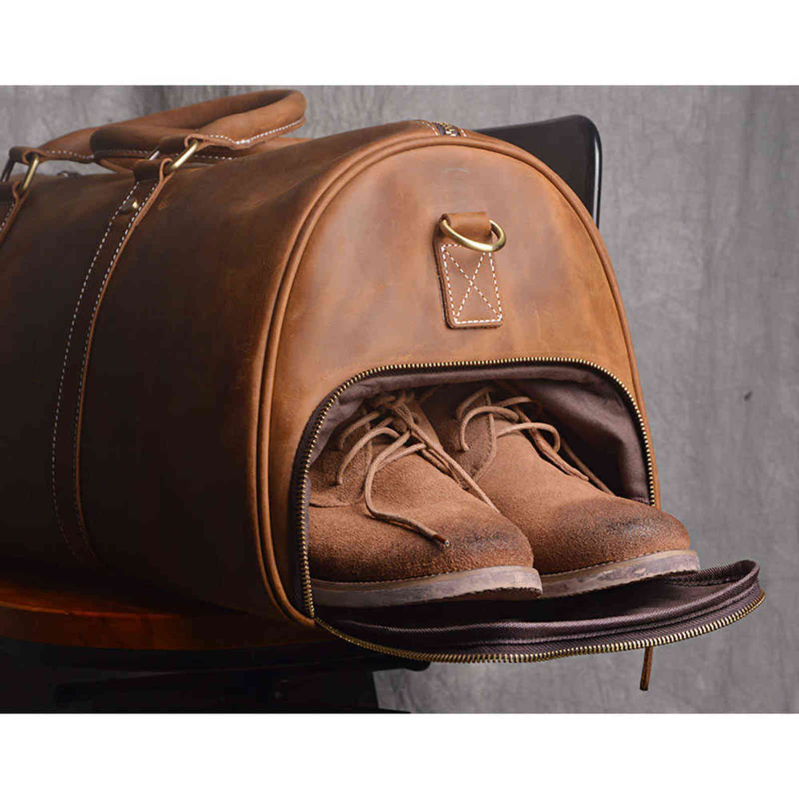 ZRCX Vintage Men's Hand Luggage Bag Travel Geunine Leather Large Capacity Single Shoulder Messenger For 15 Inch Laptop 211118