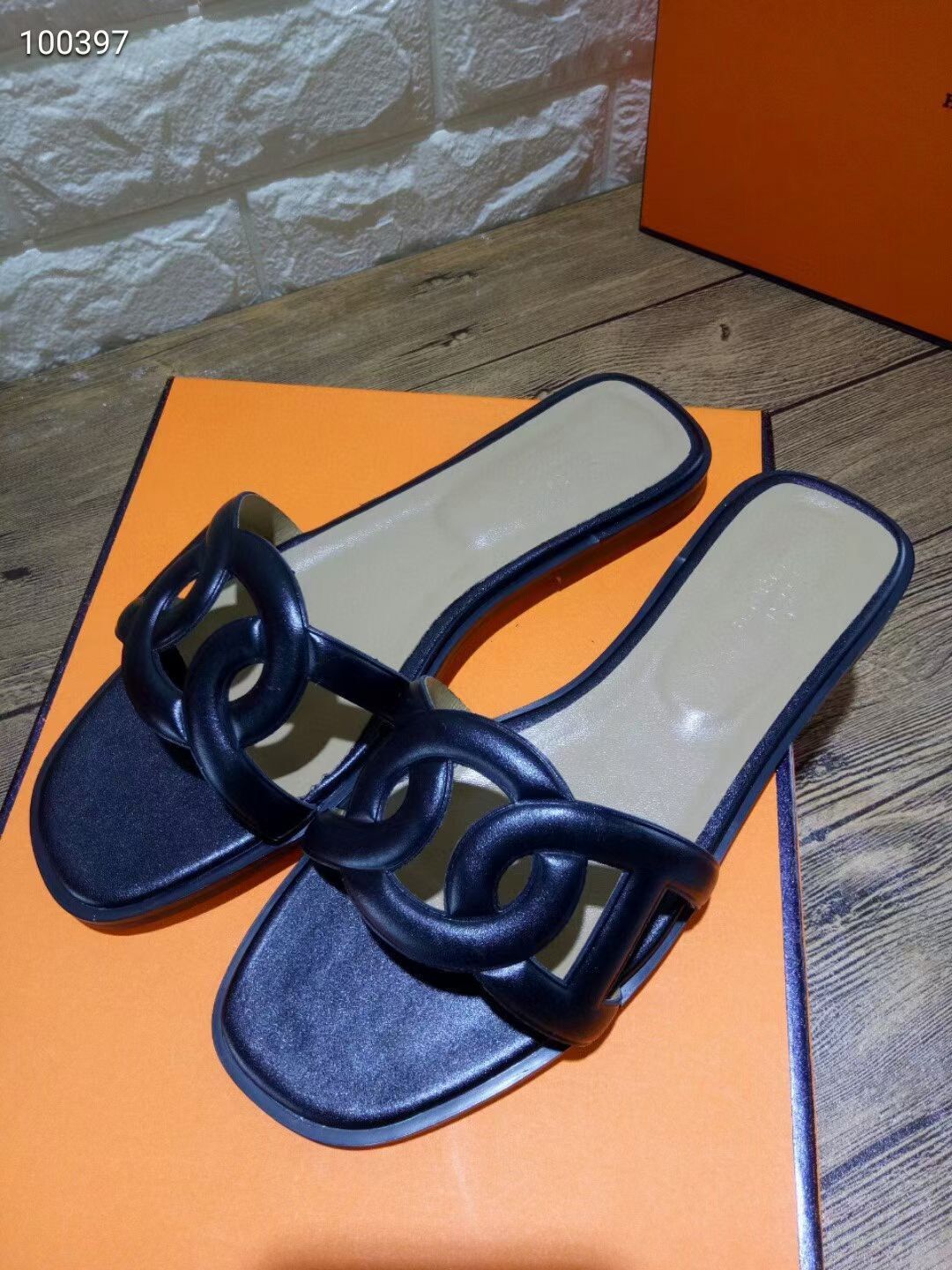 Classic ladies sliders luxury Summer beach Cartoon Big Head Designer Leather Flat woman shoes el Bath slippers Large size mjjkk0003
Classic ladies sliders luxury Summer beach Cartoon Big Head Designer Leather Flat woman shoes el Bath slippers Large size mjjkk0003