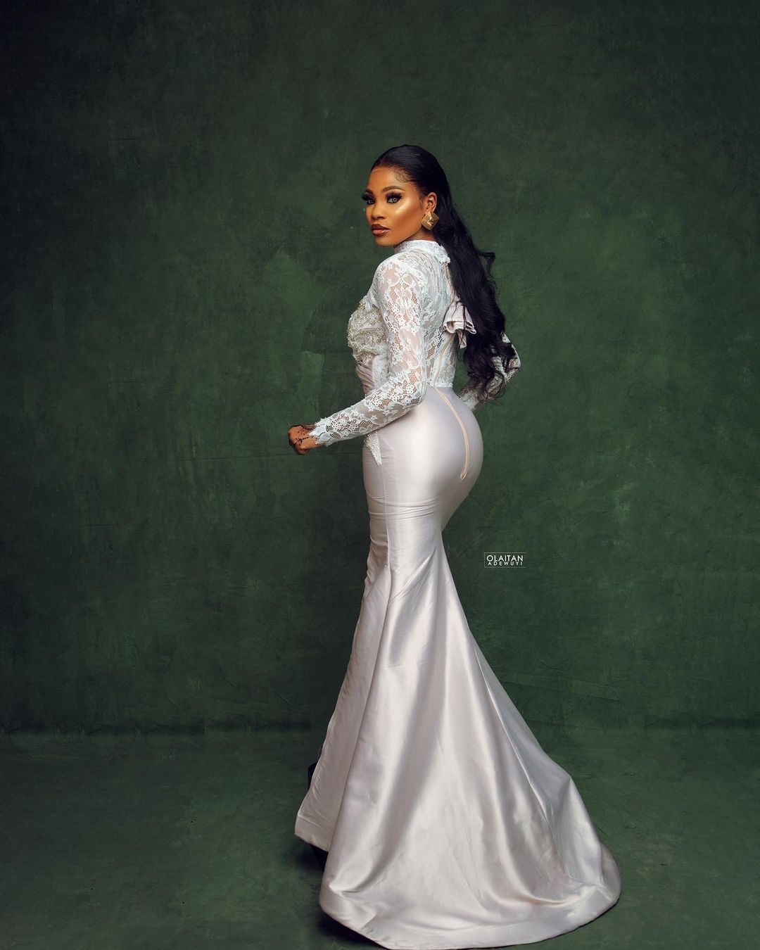 2022 Plus Size Arabic Aso Ebi Lace Beaded Crystals Wedding Dress Vintage Sexy High Neck Bridal Gowns Dresses ZJ355