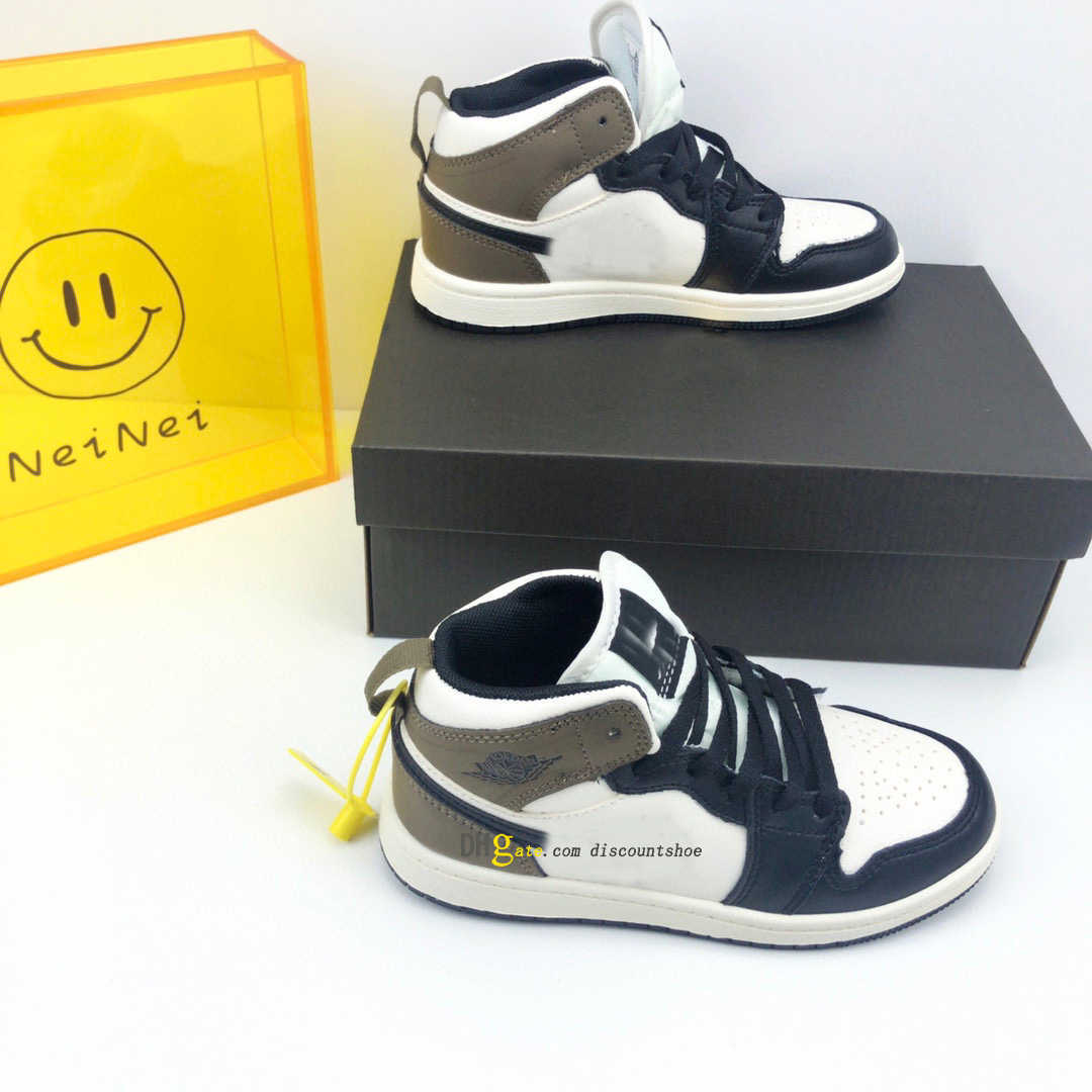 Wmns kids 1 Retros High OG Silver Toe Basketball Shoes kid 1s jumpman Sneaker baby Infant Youth Boys outdoor227p, As option picture
Wmns kids 1 Retros High OG Silver Toe Basketball Shoes kid 1s jumpman Sneaker baby Infant Youth Boys outdoor227p, As option picture