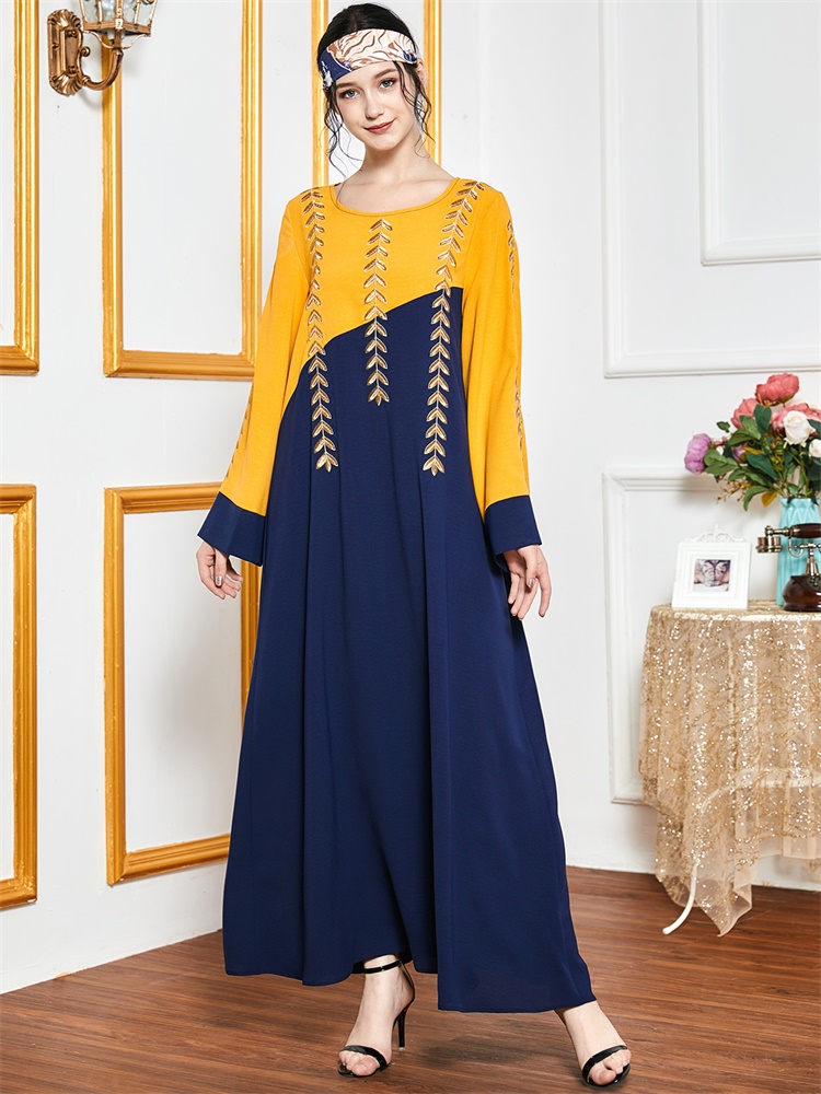 Ethnic Muslim Abaya Dress Golden Leaves Embroidery Maxi Dress Fashion Islamic Clothing O Ne Long Sleeve Arabic Dresses vestido
Ethnic Muslim Abaya Dress Golden Leaves Embroidery Maxi Dress Fashion Islamic Clothing O Ne Long Sleeve Arabic Dresses vestido